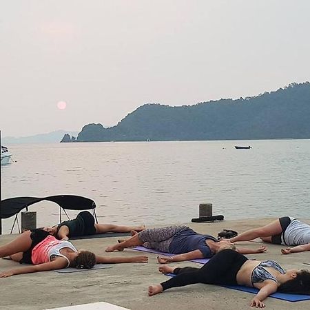 Makathanee Resort Koh Mak Ngoại thất bức ảnh